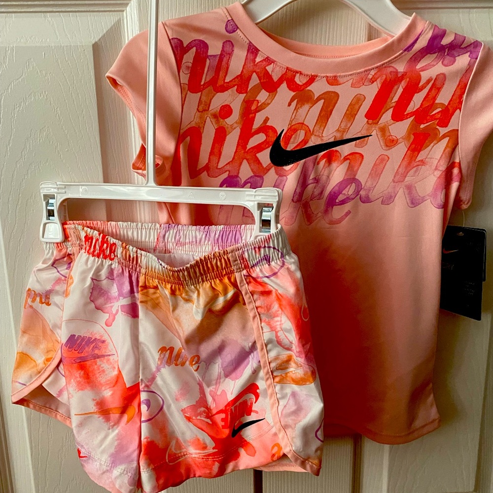 Nike girl sports sets size 6x
